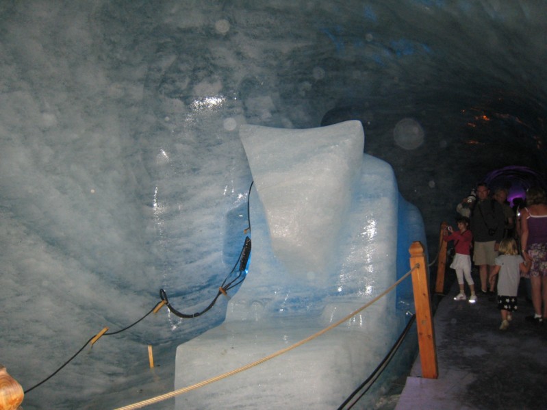 09.07.28 112 Dans la Mer de Glace.JPG